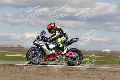 media/Feb-10-2024-TrackDaz (Sat) [[d83b097a69]]/B Group/1220pm (Wheelie Bump)/